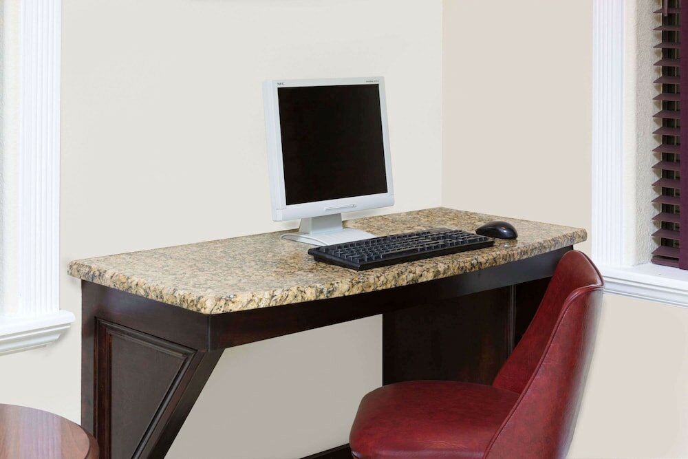 Фото Travelodge by Wyndham Shreveport La