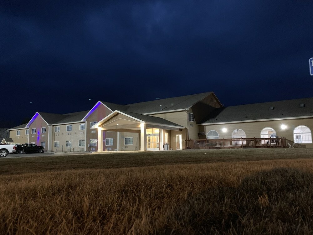 Фото AmericInn by Wyndham Jefferson