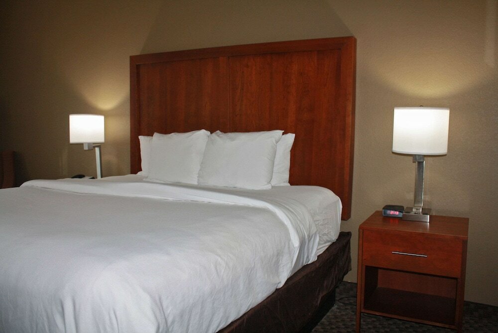 Фото Comfort Inn & Suites Grenada