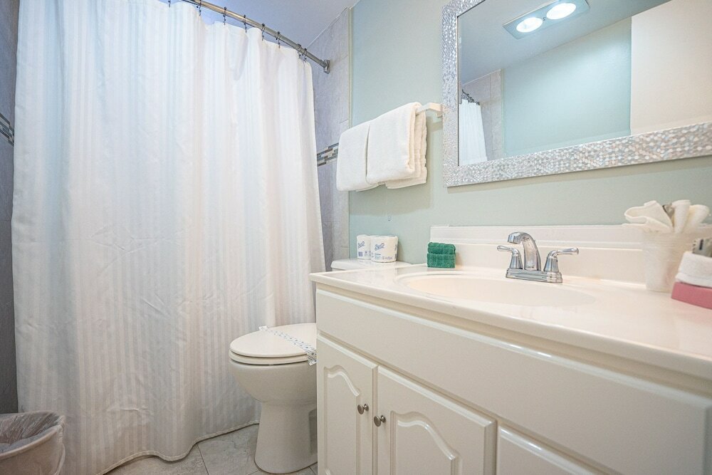 Фото Carriage House Resort Motel