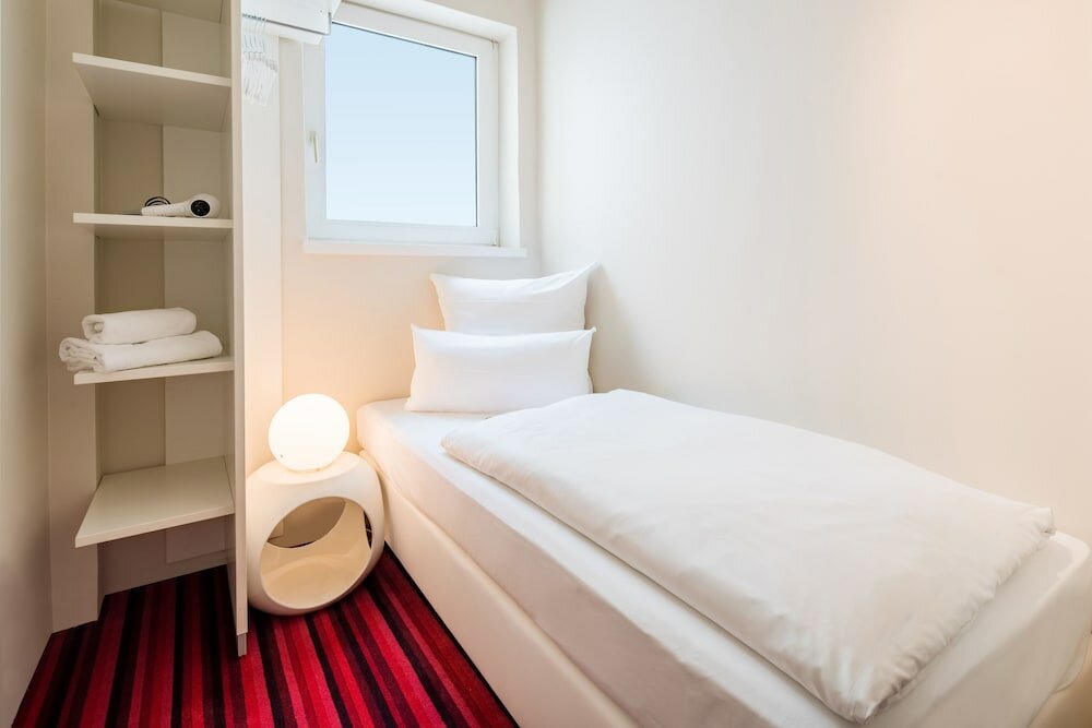 Фото Cityhotel Am Thielenplatz