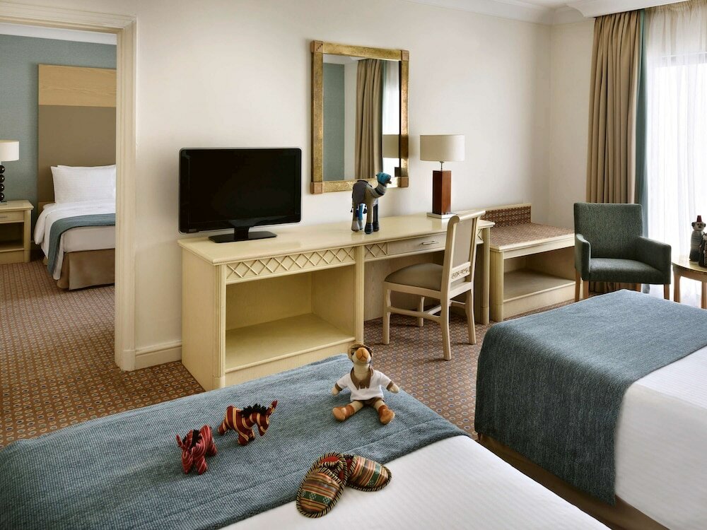 Фото Mövenpick Resort Petra