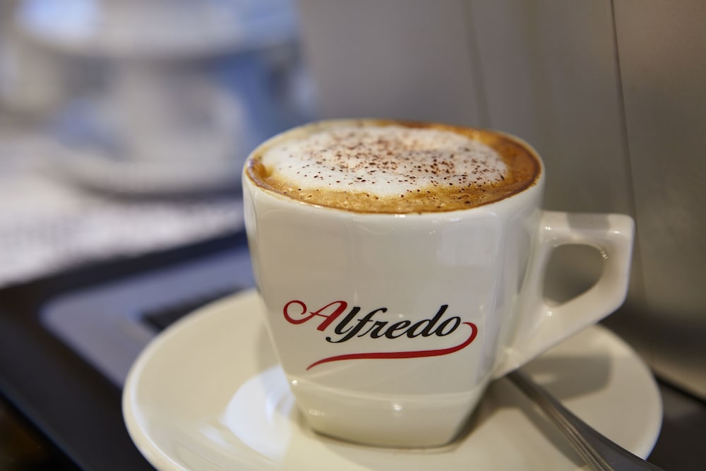 Фото Hotel Sauerlacher Post