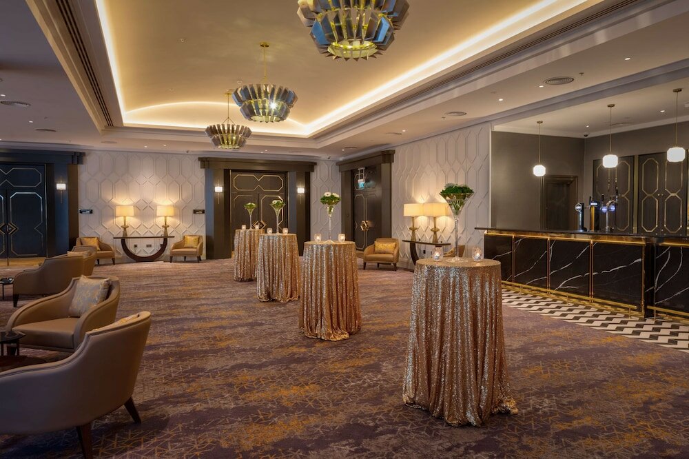 Фото Hilton Belfast