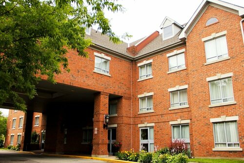 Гостиница Quality Suites London в Лондоне