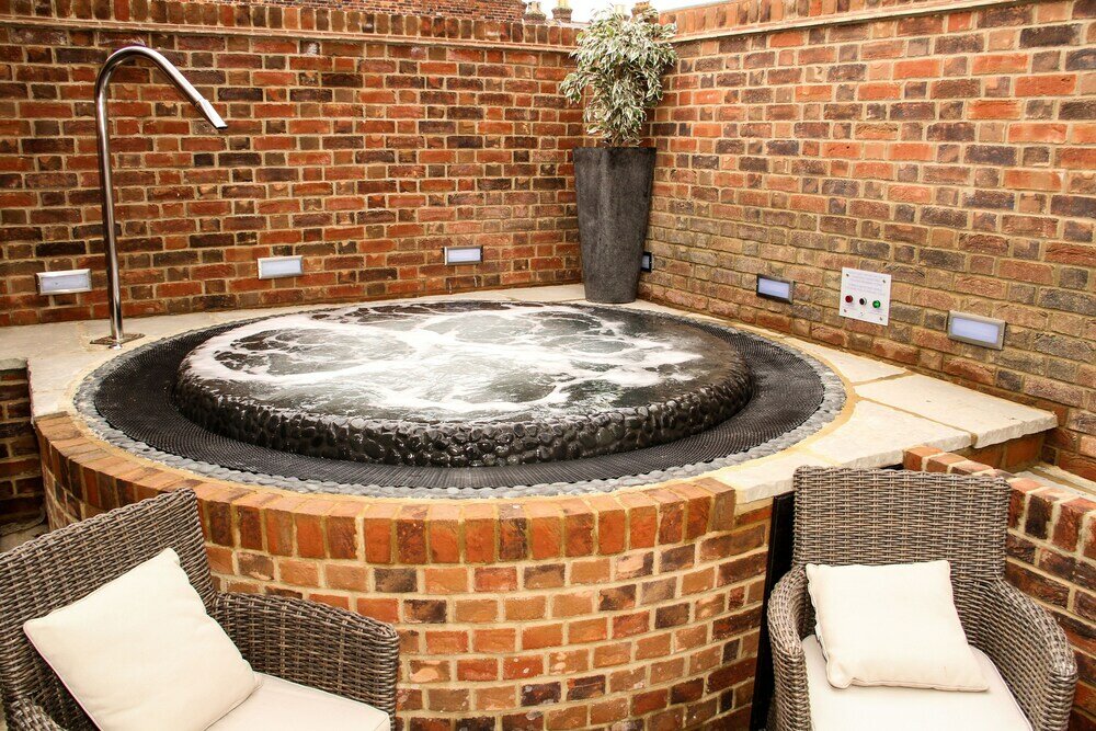 Фото Milford Hall Hotel & SPA