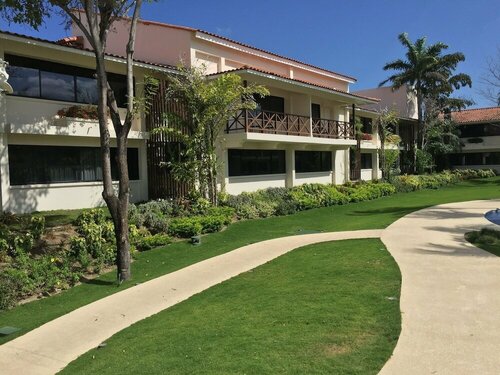 Гостиница Coronado Luxury Club & Suites