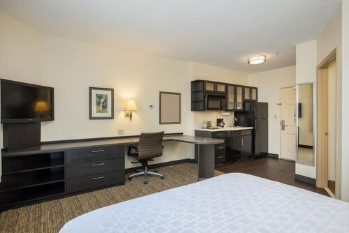 Гостиница MainStay Suites Kansas City Overland Park в Олэте