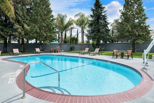 Гостиница Courtyard by Marriott Fairfield Napa Valley Area в Ферфилде