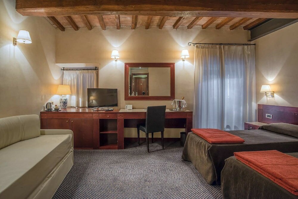 Фото Hotel Accademia