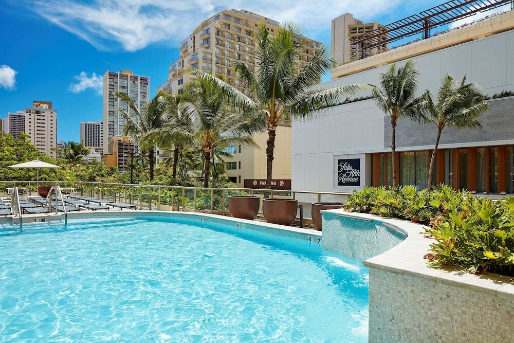 Фото Hilton Garden Inn Waikiki Beach