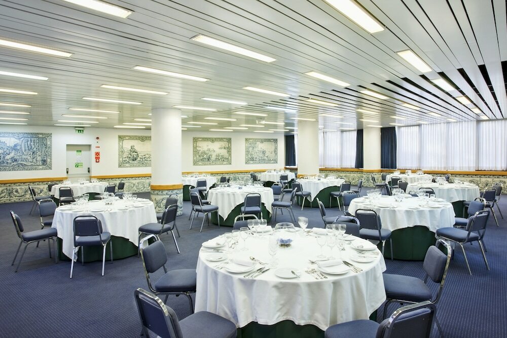 Фото Holiday Inn Lisbon - Continental