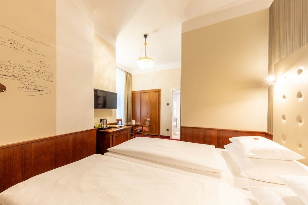 Фото Hotel Erzherzog Rainer in Vienna