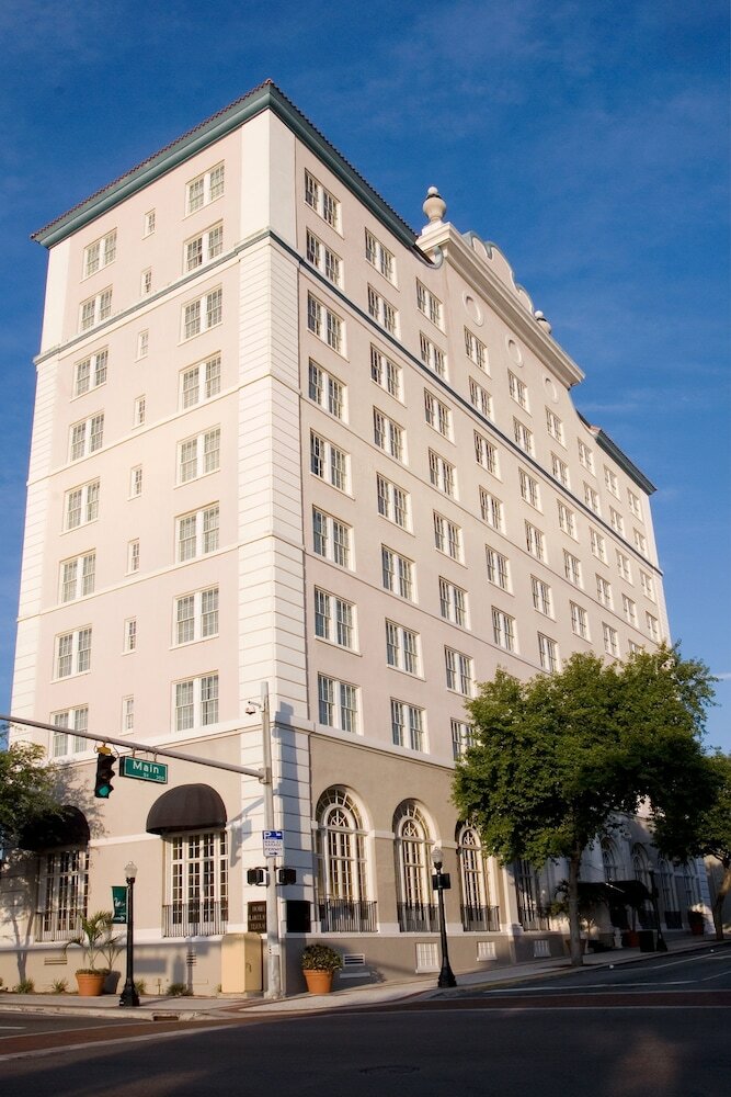 Фото The Terrace Hotel Lakeland, Tapestry Collection by Hilton