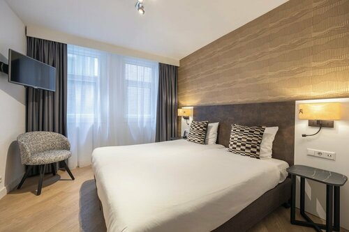 Гостиница Hotel Amsterdam De Roode Leeuw в Амстердаме