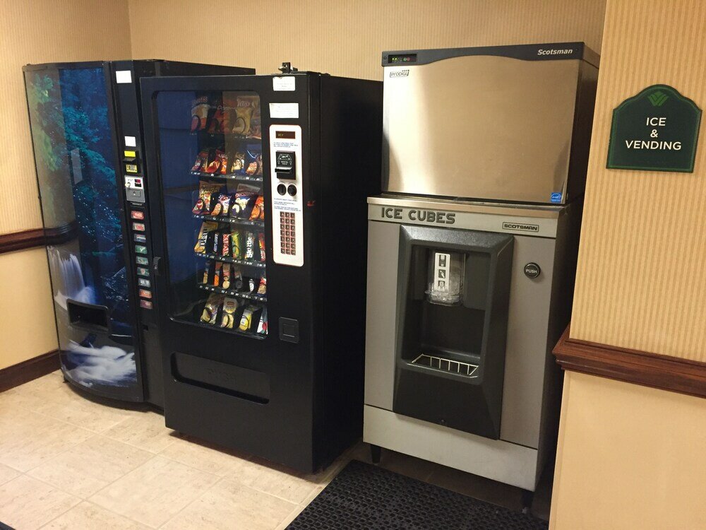 Фото Wingate by Wyndham Charlotte Airport South I-77 Tyvola Road