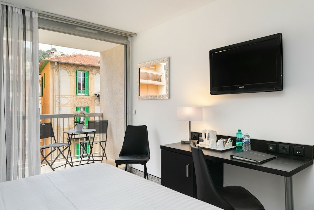 Фото Best Western Hotel Mediterranee Menton