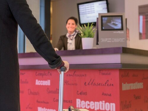 Внешний вид отеля Mercure Tours Centre Gare et Congrès в Туре, фото 5