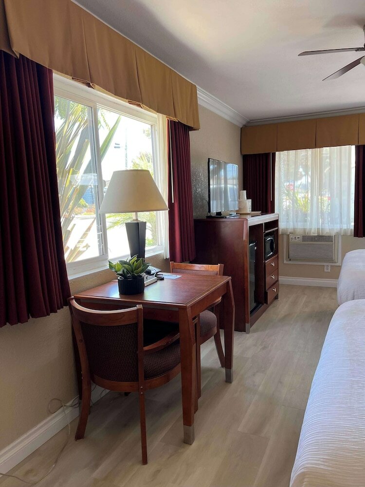 Фото Best Western Tradewinds