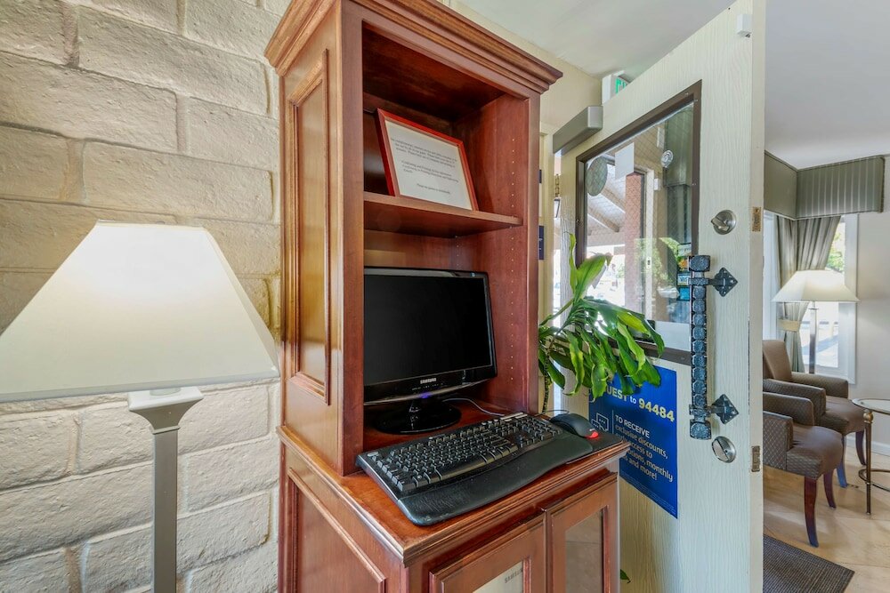 Фото Best Western La Posada Motel