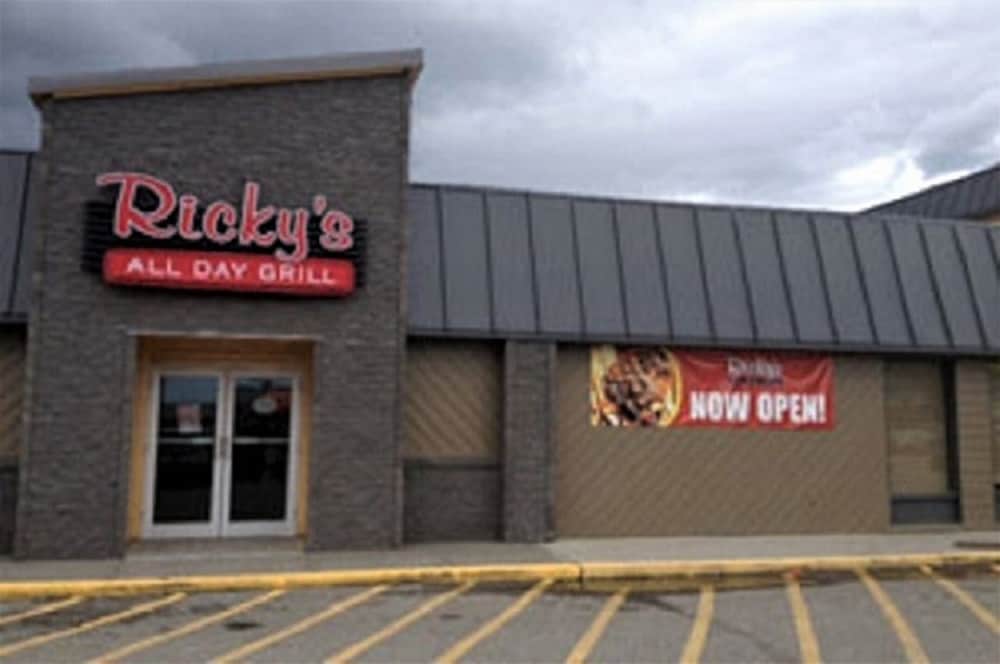 Фото Quality Inn & Suites