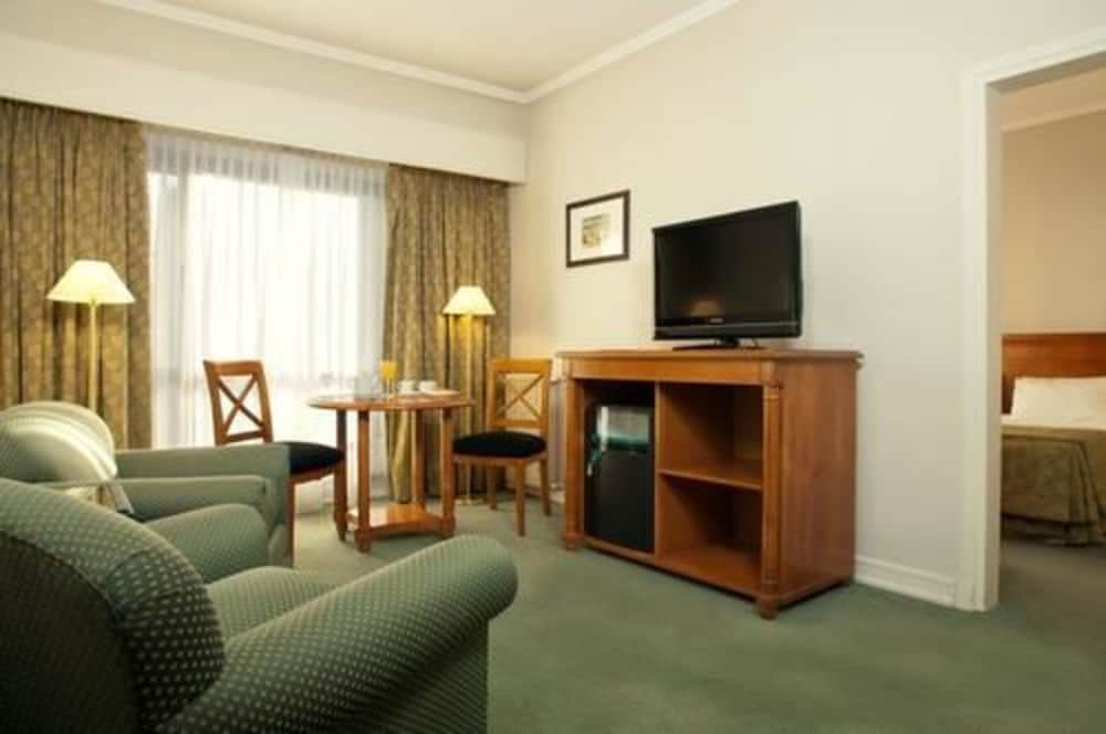 Фото Austral Hotel