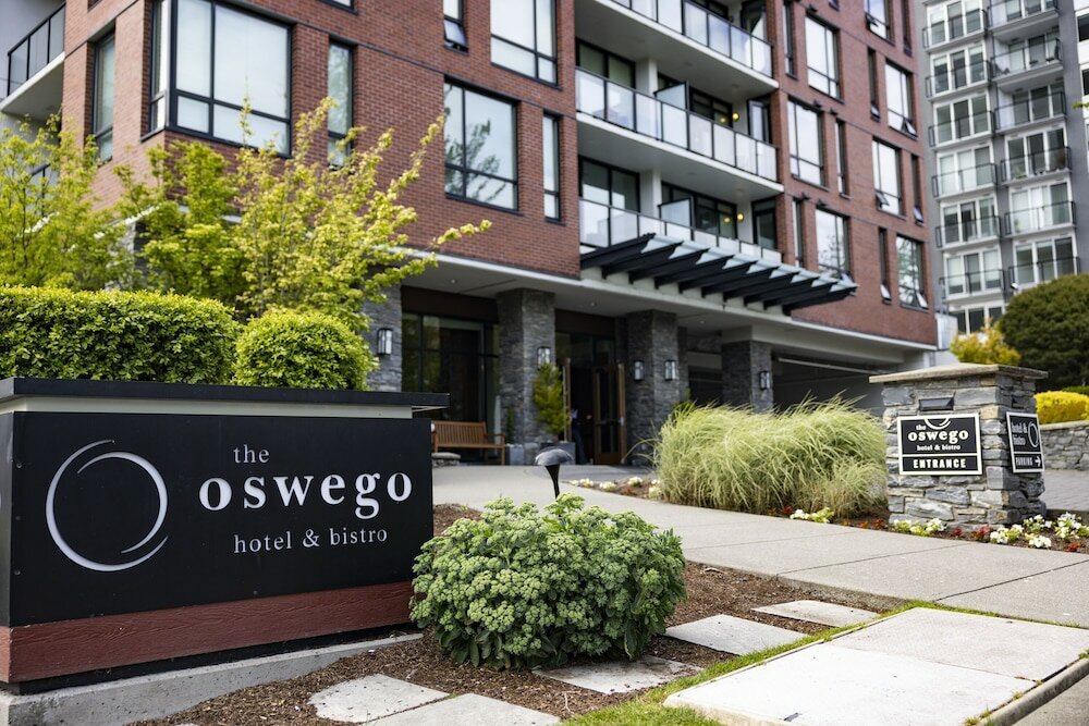 Фото The Oswego Hotel