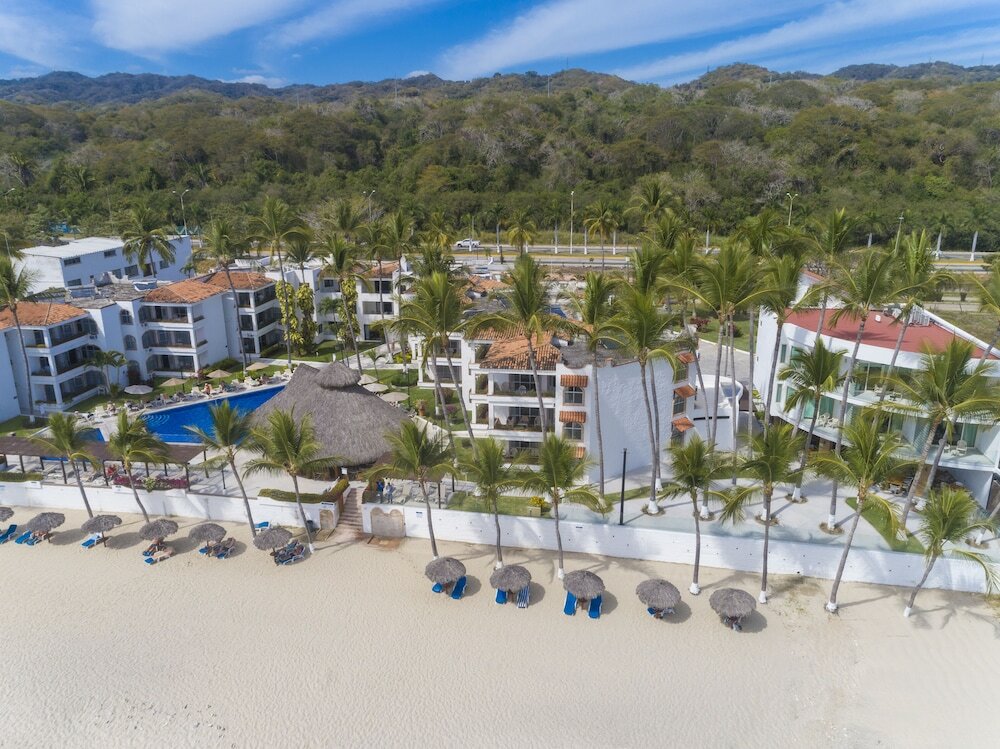Фото Vista Vallarta All Suites on the Beach