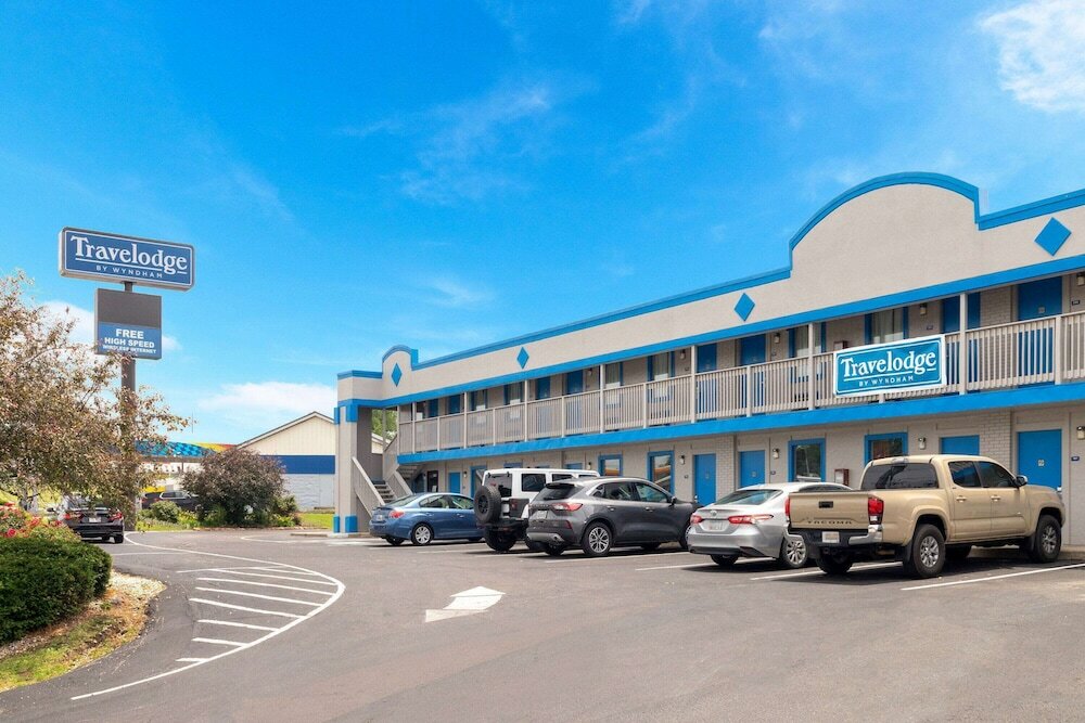 Фото Travelodge by Wyndham Richmond In