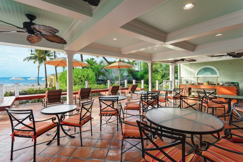 Фото The Guesthouses at Southernmost Beach Resort