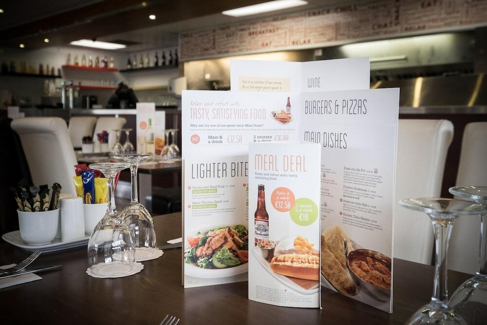 Фото Travelodge Dublin Phoenix Park Hotel