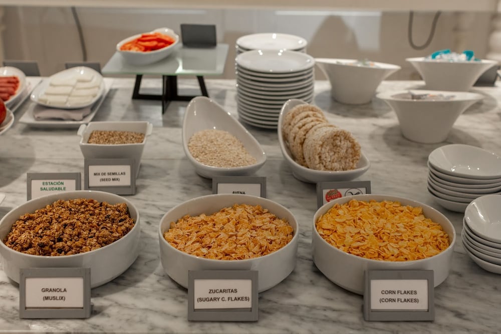 Фото Feir's Park Hotel & Rooftop