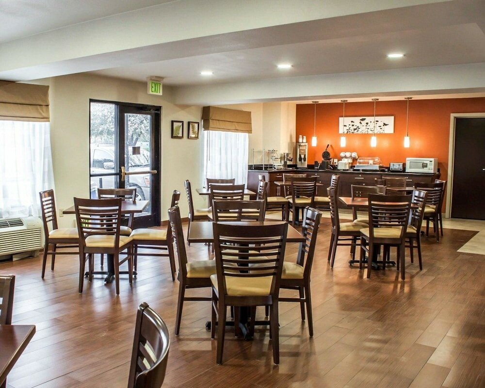 Фото Sleep Inn Arlington Near Six Flags