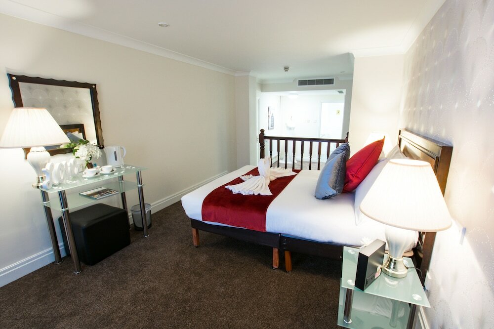 Фото Britannia Sachas Hotel