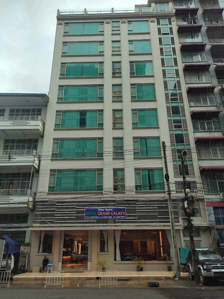 Фото Hotel Grand Galaxy