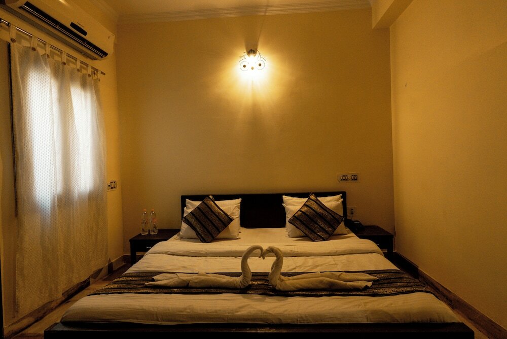 Фото Hotel Jodhani Regency