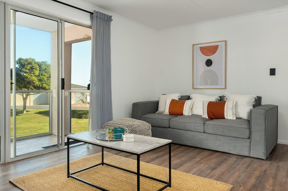 Фото Valencia 54 Big Bay Beach Club