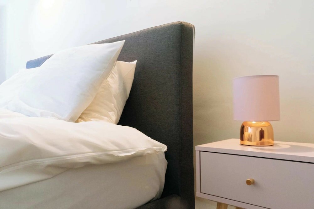 Фото Spacious & Welcoming 2bd Flat - Edinburgh