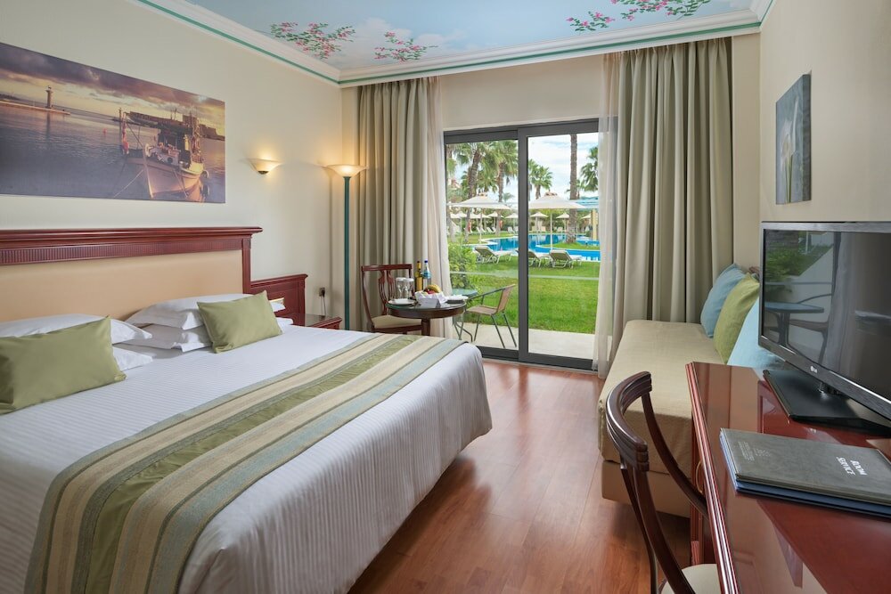 Фото Atrium Palace Thalasso SPA Resort & Villas