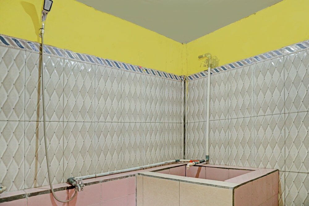 Фото Spot On 92412 Homestay Eka Fortuna Ranau