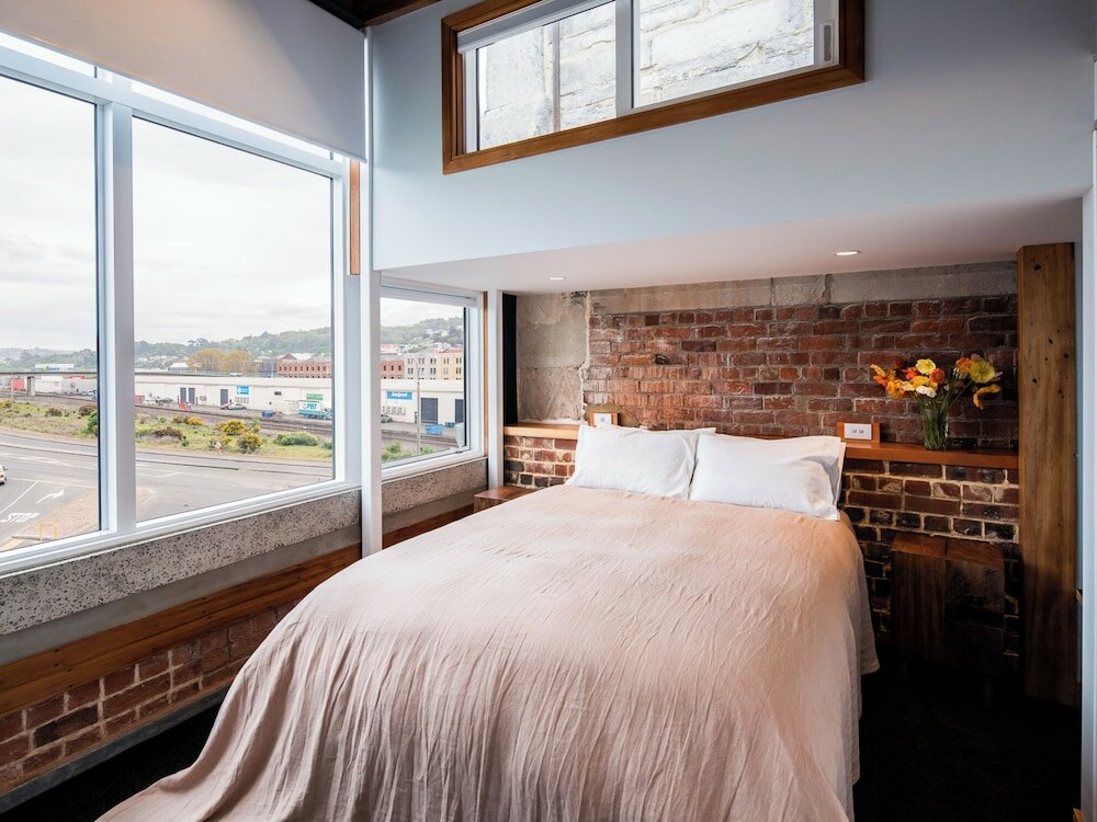 Фото The Thomas Gregg Apartments