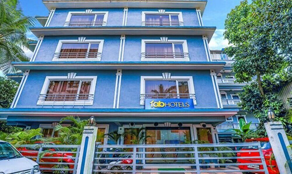 Фото отеля 1