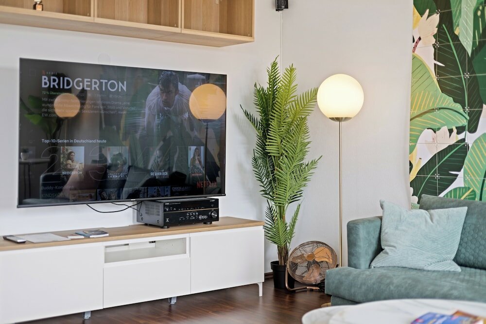 Фото Bright Augsburg Bismarckviertel