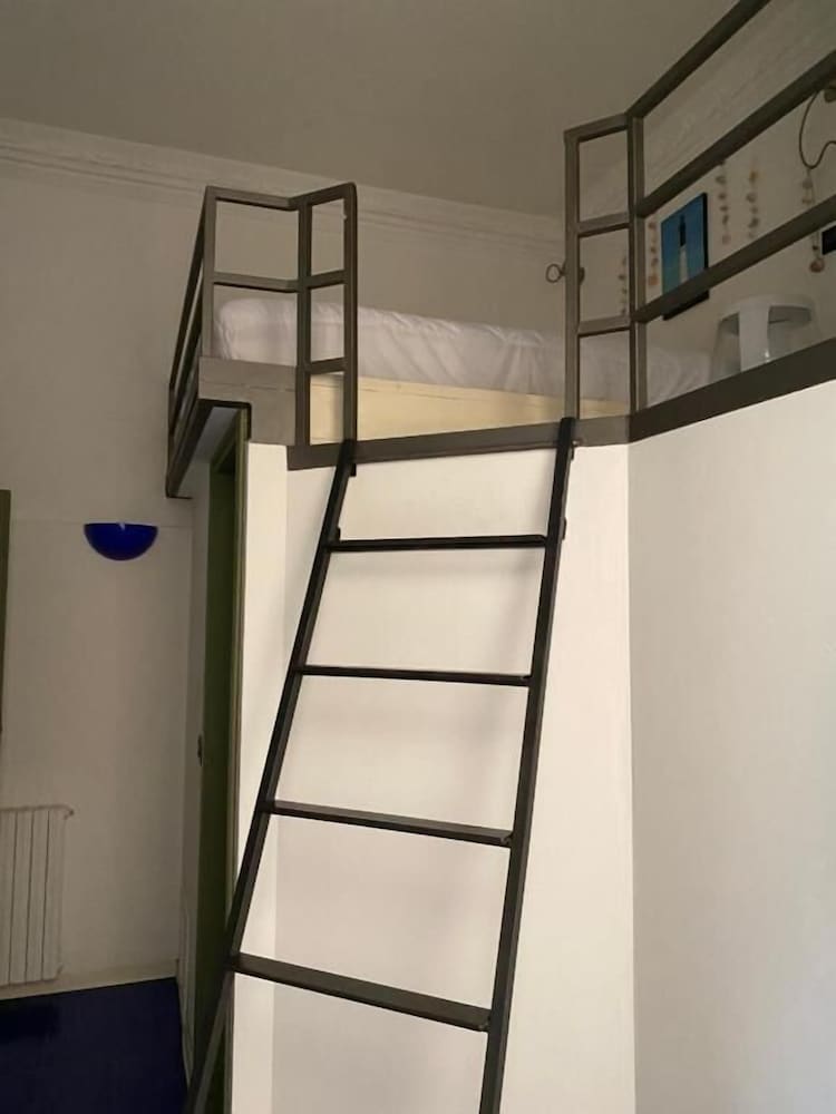 Фото Barus House