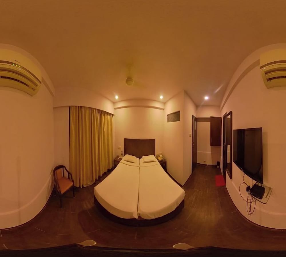 Фото Quaint Suites