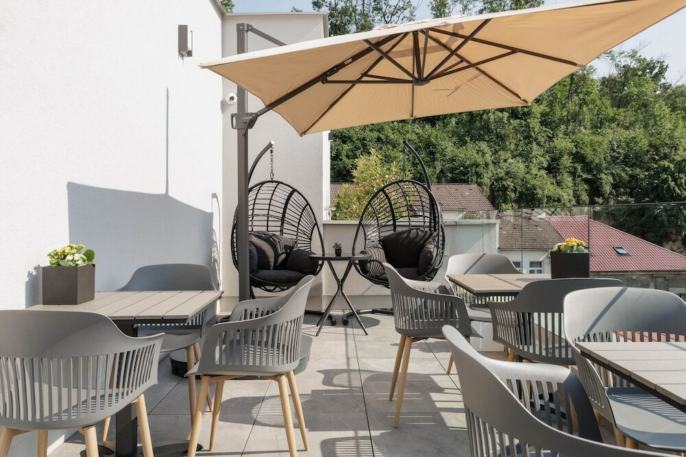 Фото Aparthotel Na Klenici