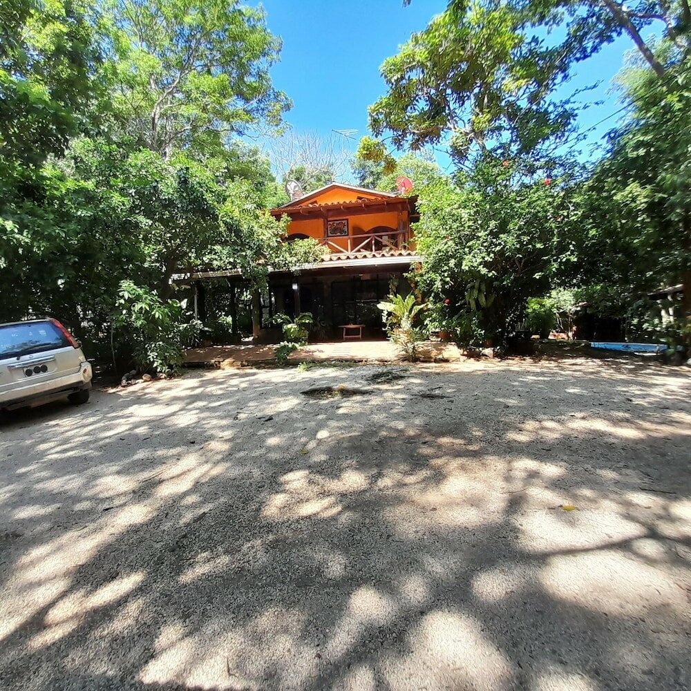 Фото Hotel Cabinas La Playa