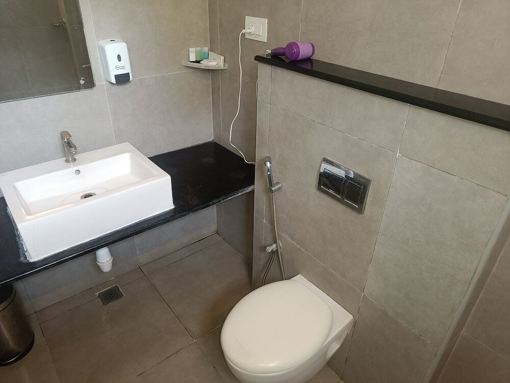 Фото Laksh Grand Resort