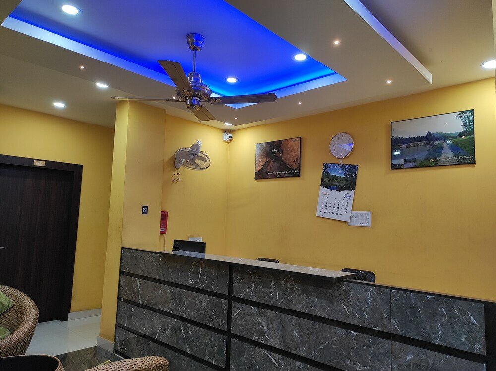 Фото Sawkmie Hotel