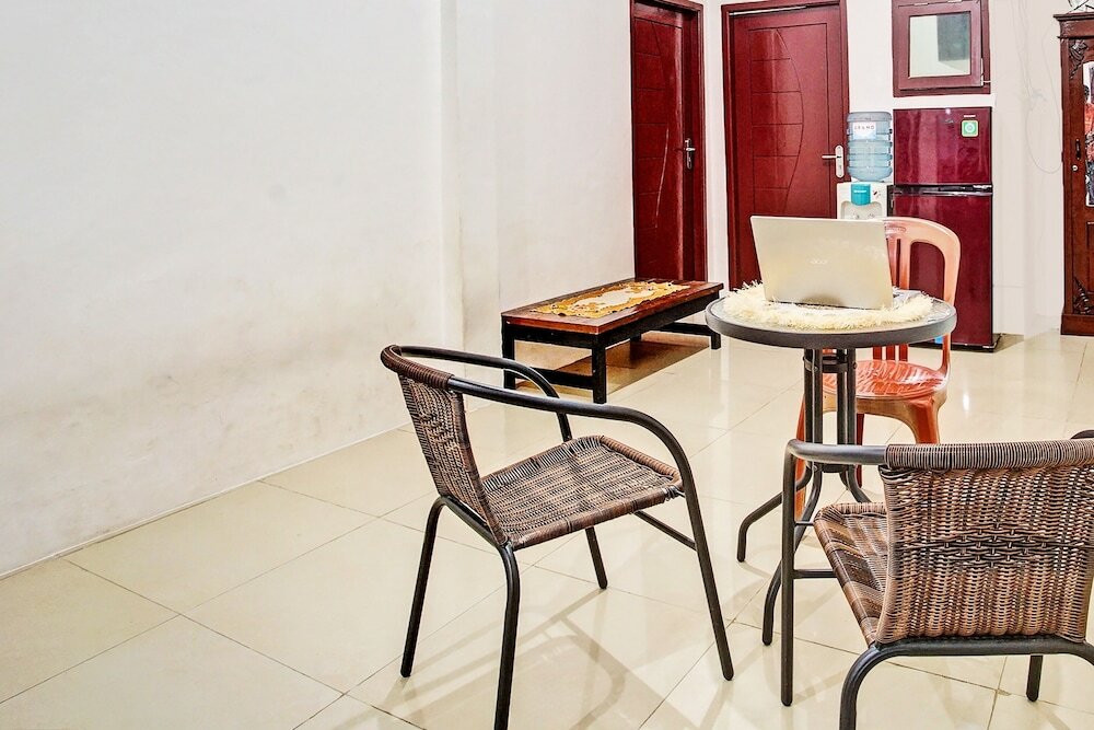 Фото Oyo 92034 Jay Homestay Syariah